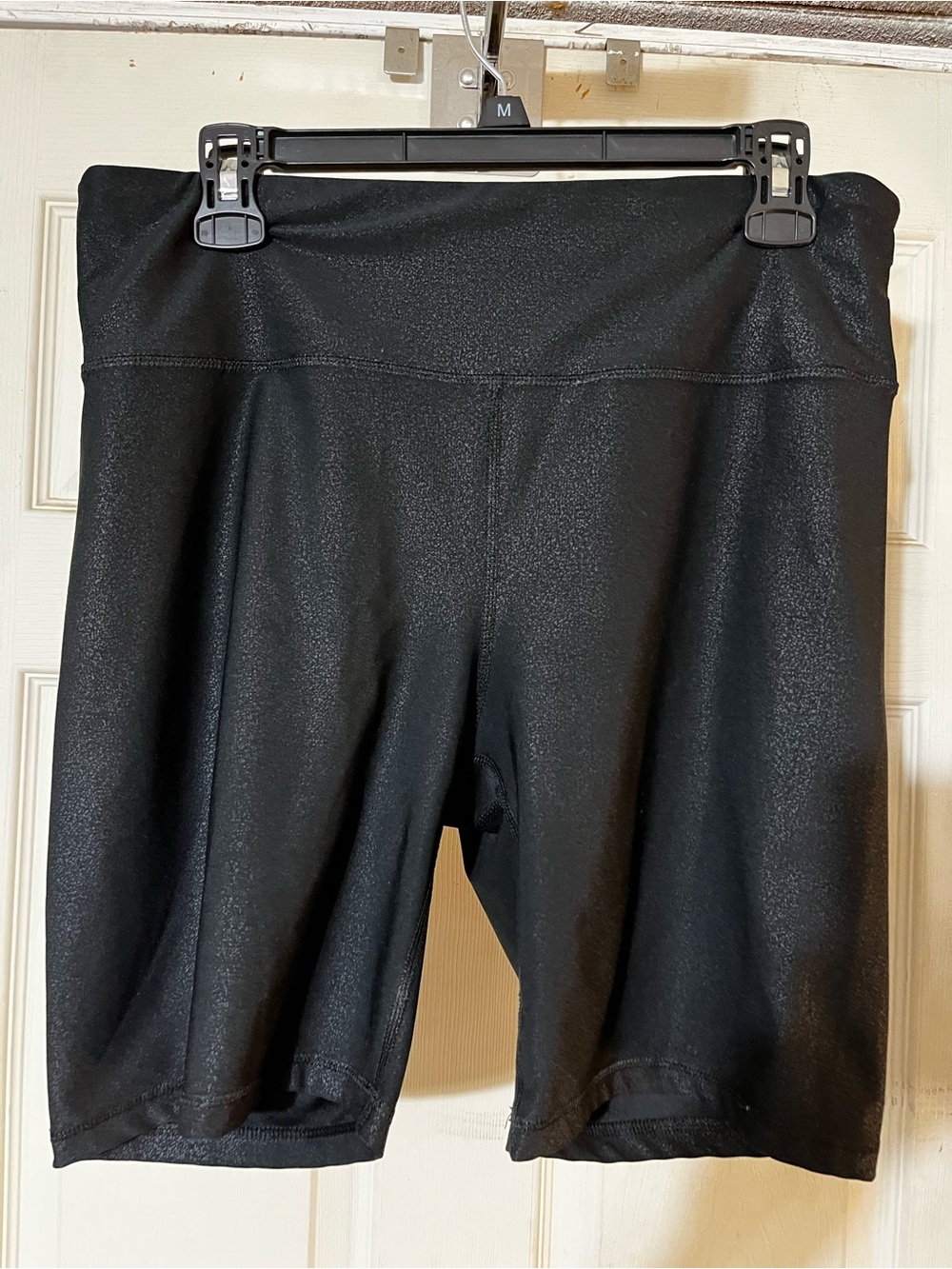 Women’s Black High-Waist Biker Shorts
9 inch inseam
LOVE THE TEXTURED LOOK! 👀